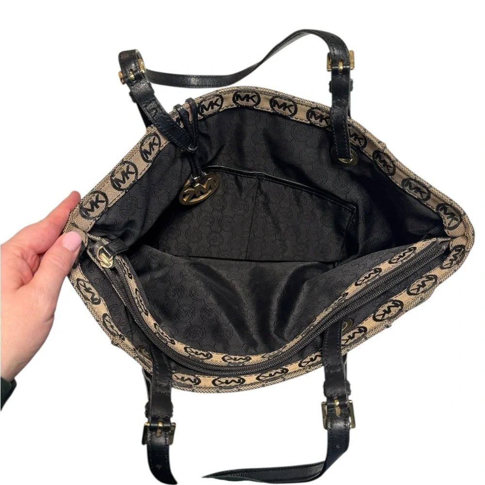 MICHAEL KORS large shoulder bag